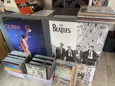 gallery06